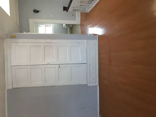 Rented by Prime Realty | media 8