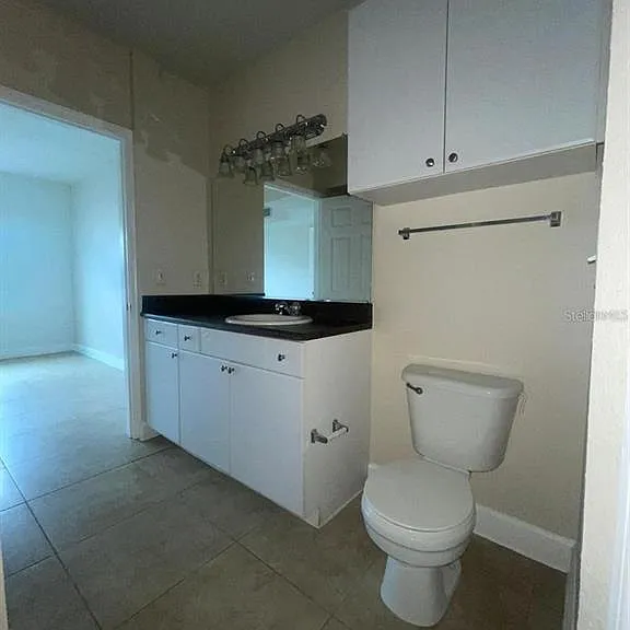 202 E South St #2038 — Photo 14