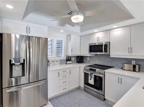 1672 Spoonbill LN #B, NAPLES, FL 34105