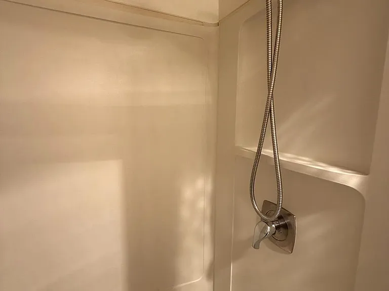8370 Greensboro Dr #1019 — Photo 21