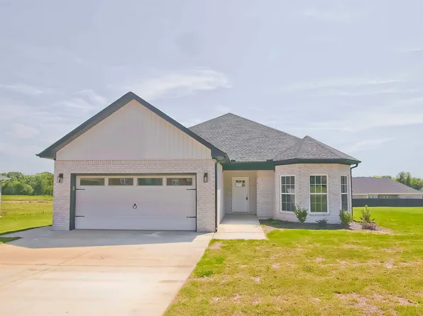790 Oakview Cir, Killen, AL 35645