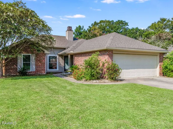 203 Delcy Dr, Broussard, LA 70518