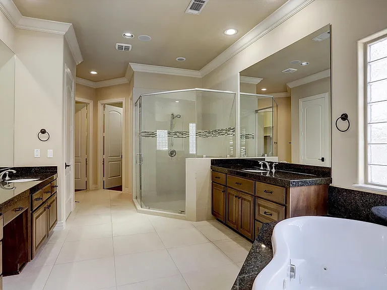 14202 Teal Cove Ln — Photo 30