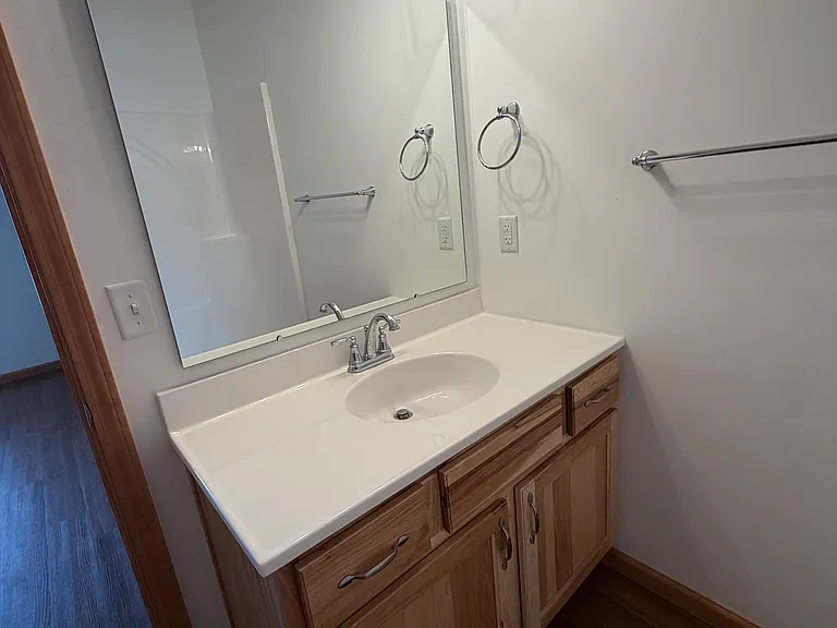 420 Johnston St #424-1 — Photo 21