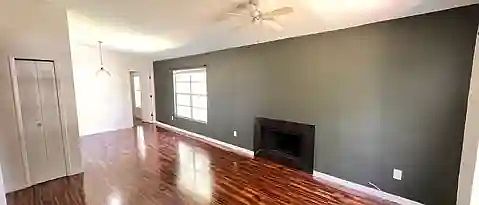 5th image of 1306 Northlake Dr