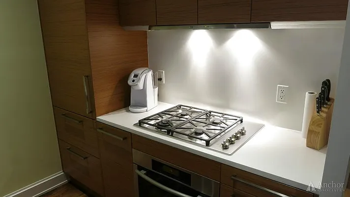 Rented by Anchor Associates | media 19