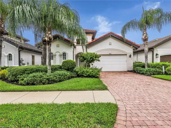 7840 Valencia Ct, Naples, FL 34113