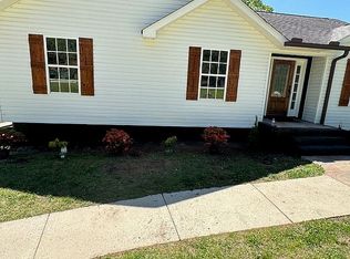 420 E Long Hollow Rd, Rock Spring, GA 30739