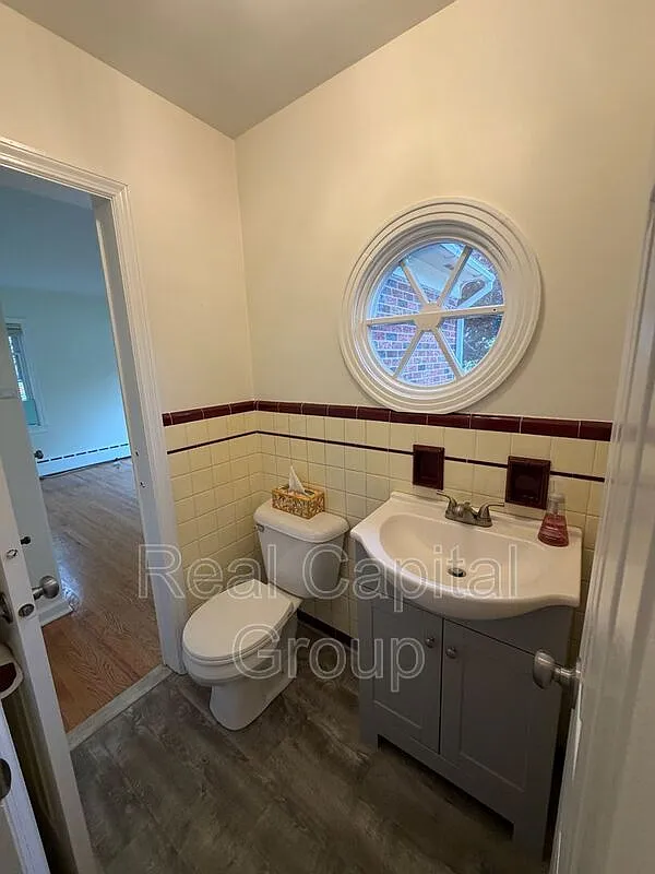 3 bed, 2.5 bath, $3,495 — Photo 4