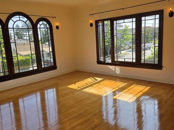 1901 N Commonwealth Ave APT 3