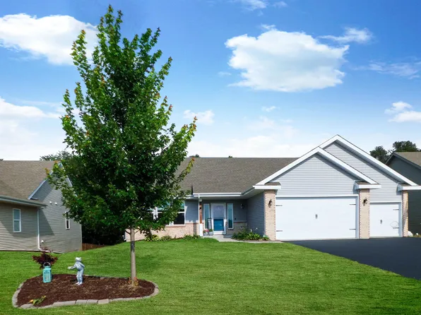 9917 Lismore Rd, Roscoe, IL 61073
