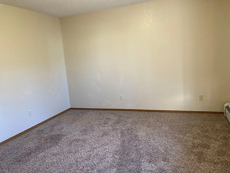 Capitol Apartments — Photo 7