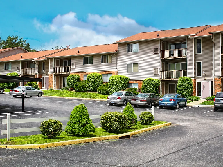 Hunter Ridge Apartments - Covered parking available; this means no shoveling the snow off your car in the winter!