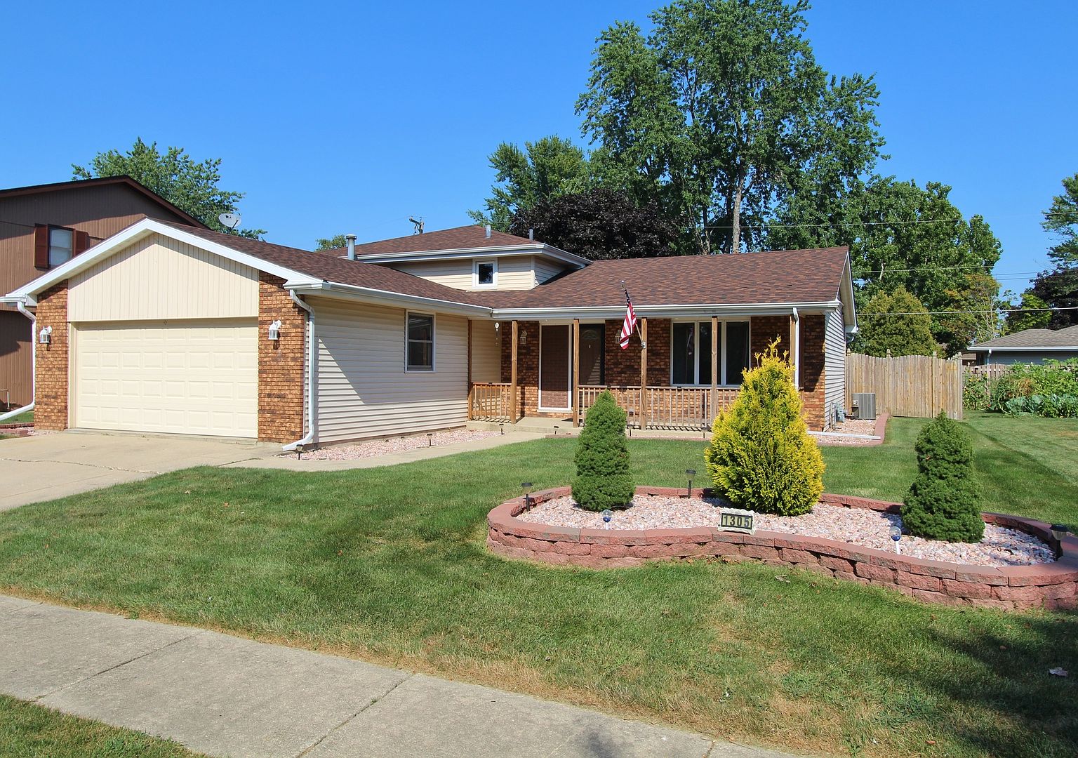 1305 Trend Dr, Morris, IL 60450 | Zillow