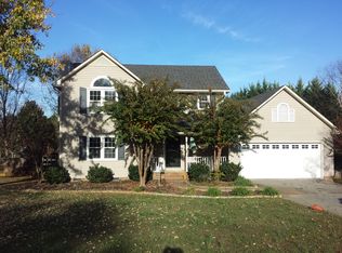 415 Cresthaven Dr, Boiling Springs, SC 29316