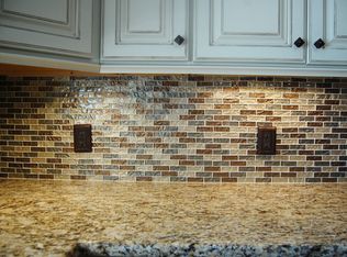 2 Rudder Ct, Lake Saint Louis, MO 63367