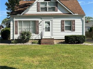 12101 Shady Oak Blvd, Garfield Heights, OH