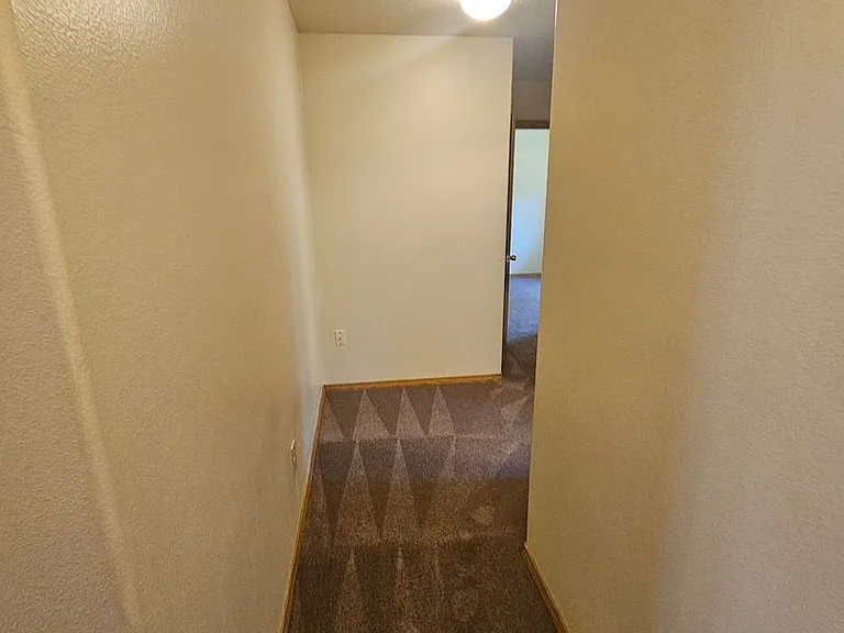 303 Garfield St — Photo 15