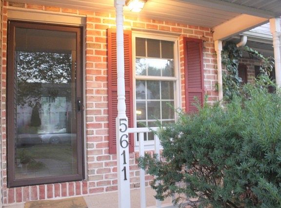 2nd image of 5611 Grace Ave