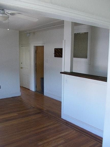 1st image of 536 W Girard Ave APT 3