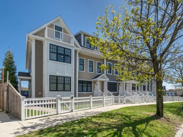 78 Boston St #78, Salem, MA 01970