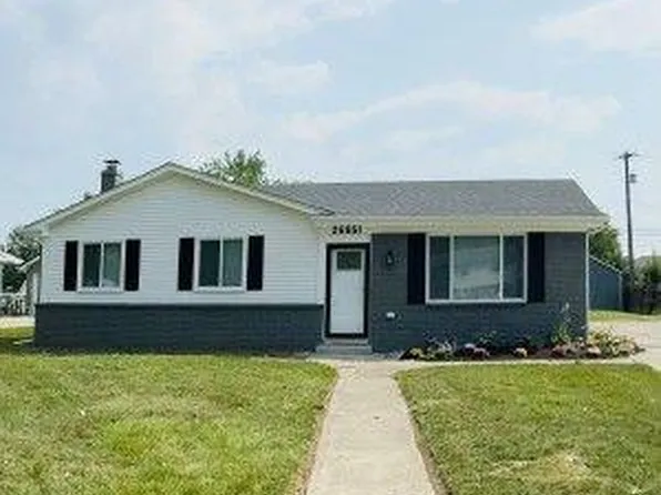 26851 Reaume St, Woodhaven, MI 48183