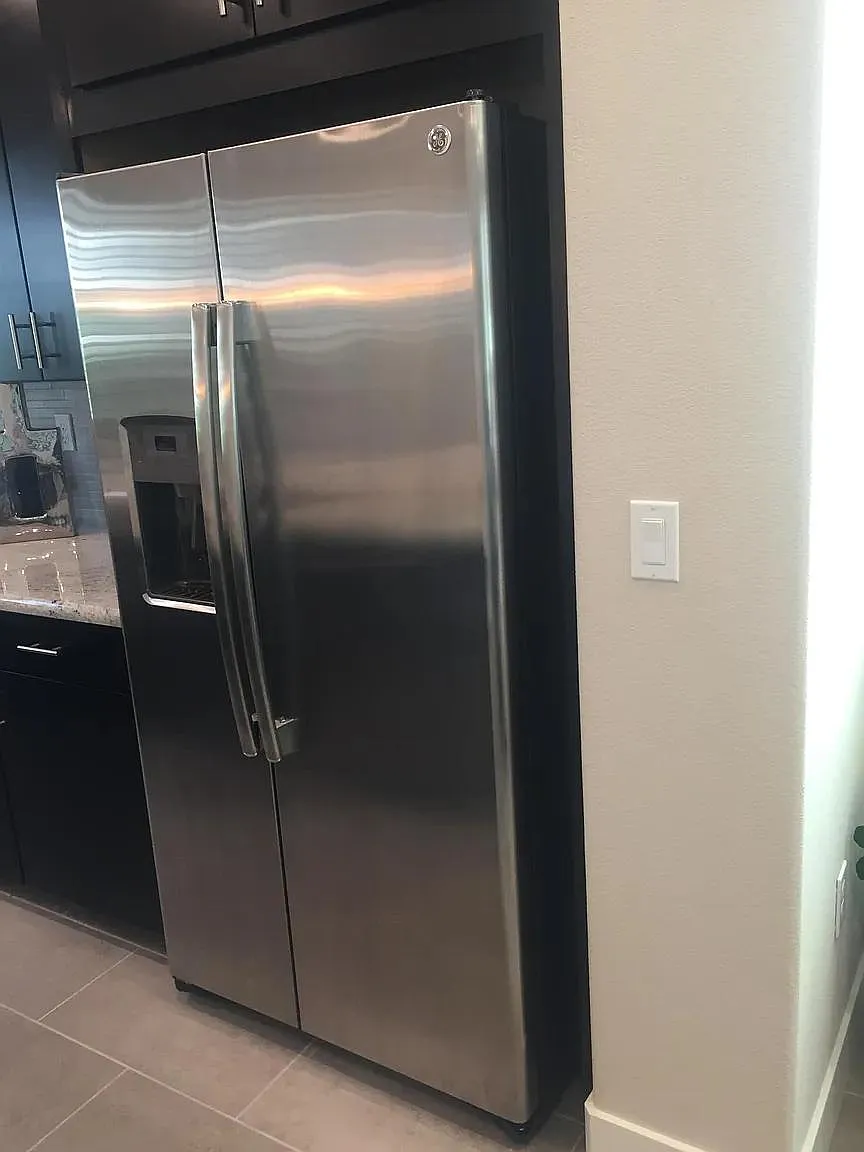 4 bed, 3.5 bath, 2232 sqft, $4,350 — Photo 4