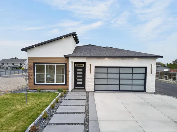 1022 Road 64, Pasco, WA 99301