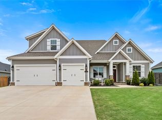 6416 S 62nd St, Rogers, AR 72758