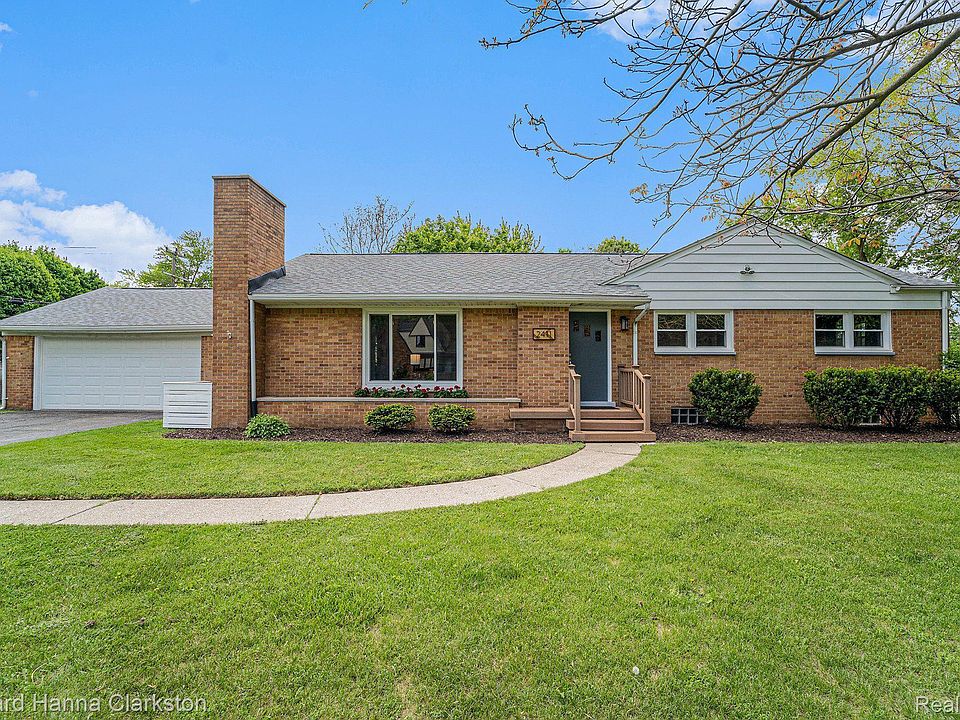 1st image of 2411 Winkleman Dr