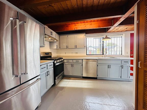 4th image of 1533 5th St