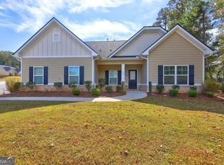 100 Ruby Ln, McDonough, GA 30252