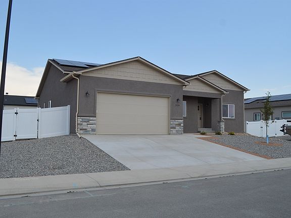 2nd image of 2138 Brookfield Dr #A