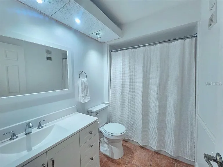 5265 E Bay Dr #1013 — Photo 5