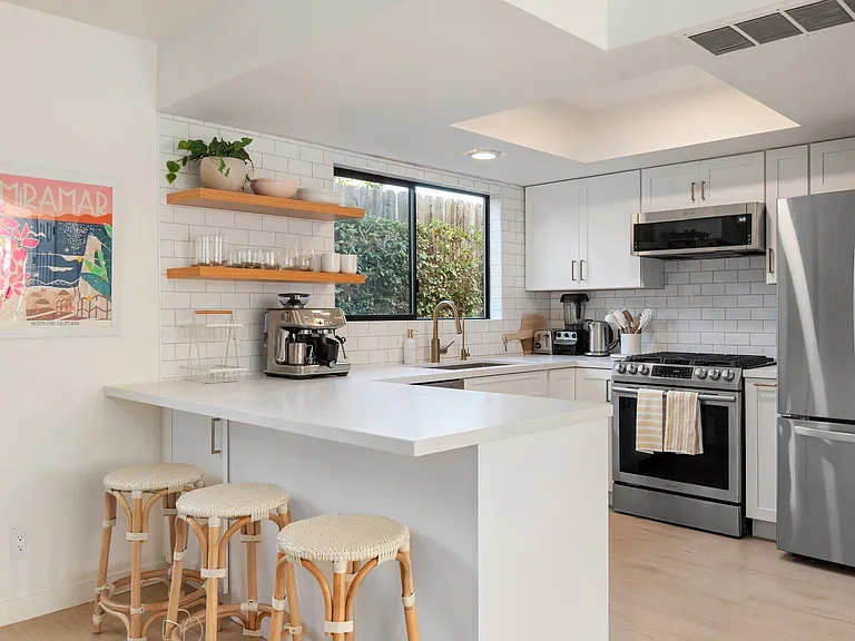 34 Ocean View Ave #3 — Photo 12