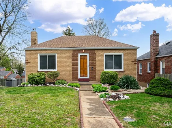 8038 Mackenzie Rd, Saint Louis, MO 63123