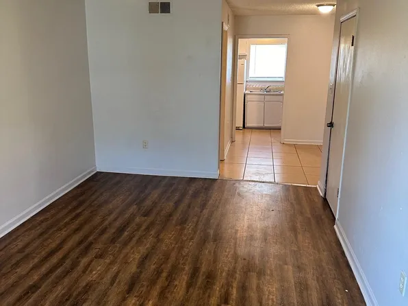 5403 Nicholson Dr #D, Baton Rouge, LA 70820