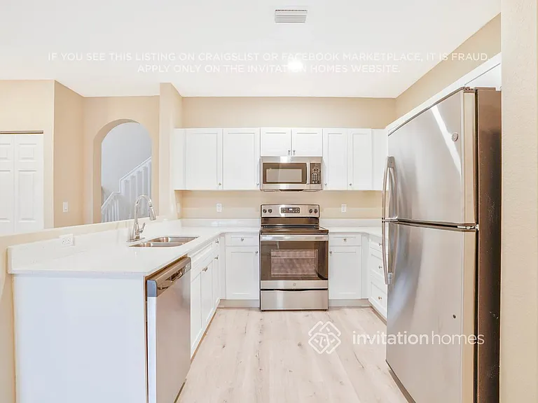 18874 SW 319th St — Photo 8