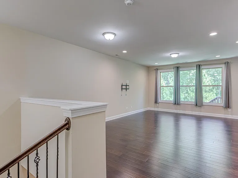 427 Alamosa Pl — Photo 22