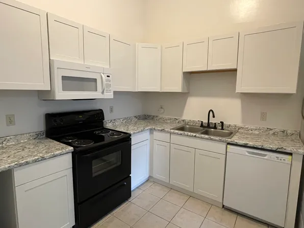 6832 Tiki Ln #4, Pensacola, FL 32503