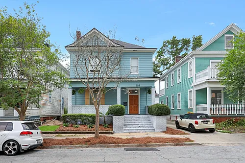 309 W 33rd St Photo 1