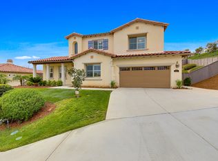 889 Red Blush Rd, Escondido, CA 92027