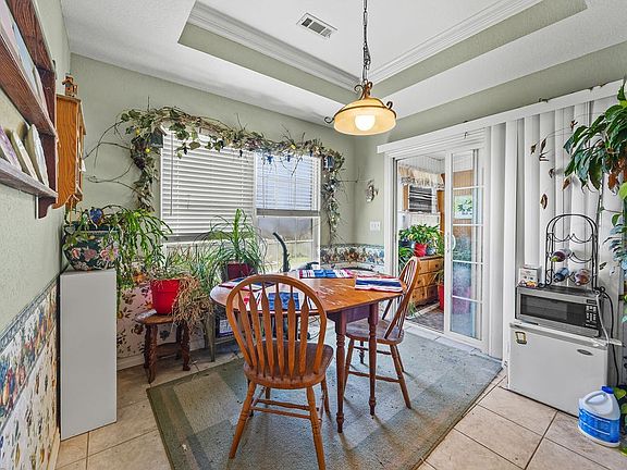4th image of 2977 N Quartz Dr