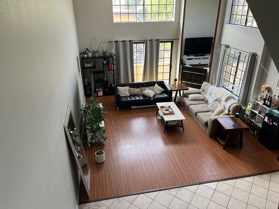 2nd image of 11417 Culver Blvd APT 3