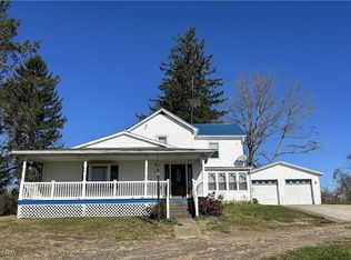 398 E Fred Mummey Rd NE, McConnelsville, OH 43756