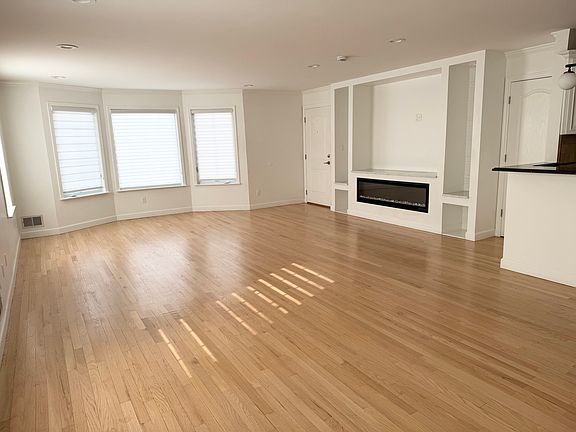 4th image of 1465 71st St #1