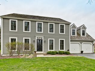 620 Cross Ct, Gurnee, IL 60031