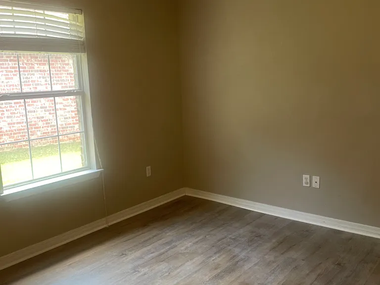3811 Timber Lake Dr — Photo 11