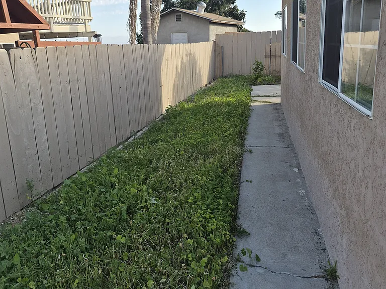 592 Palmwood Dr — Photo 27
