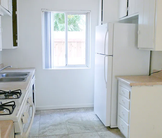 Eat-in Kitchen